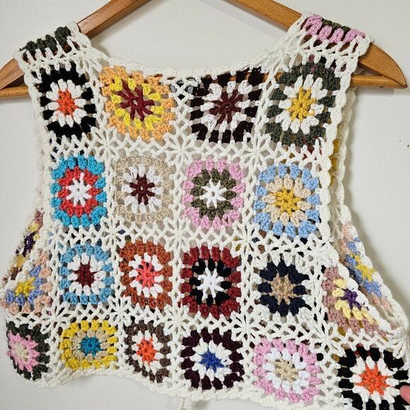 EUC DEBUT MULTICOLOR BOHO CROPPED CROCHET TOP SIZE SMALL / MED - Picture 3 of 14